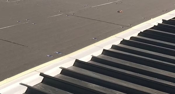 Metal Retrofit, Commercial Roofing, Commonwealth Roofing Corp, CRC